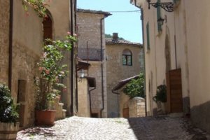 Guided hiking and visit in the transhumance villages in Abruzzi