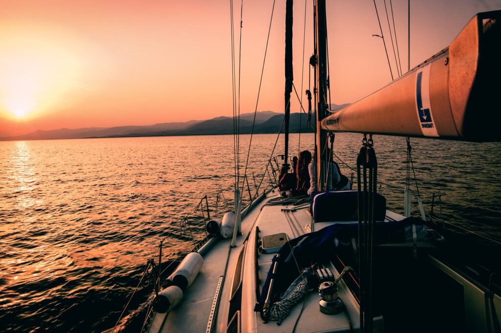 10 cose indispensabili in una vacanza in barca