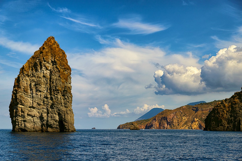 4 luoghi nascosti della Sicilia da raggiungere via mare per una vacanza in barca fuori dagli schemi