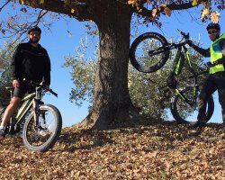 Tour in mountain bike elettrica nella Riserva Naturale del Lago di Penne