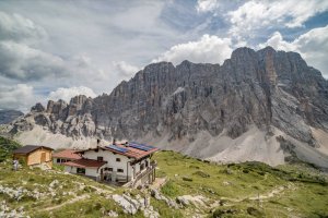 Trekking di 3 giorni alla scoperta delle Dolomiti
