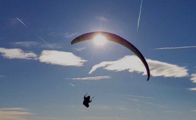 Tandem paragliding flight in Lombardy