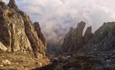 Wild hiking to discover Little Dolomites