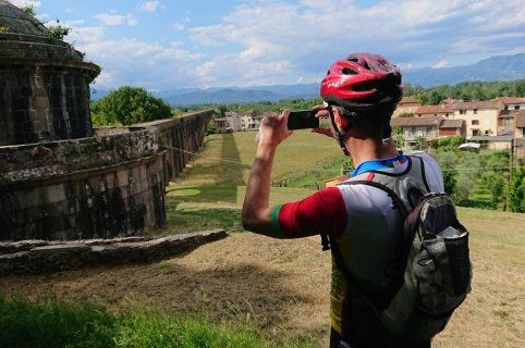 Tour in bici da Pisa a Lucca sul Percorso Puccini